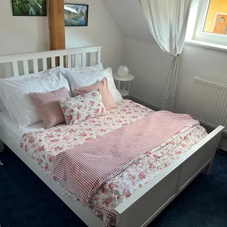 Pod Hradem * Nove Hrady (Ceske Budejovice)