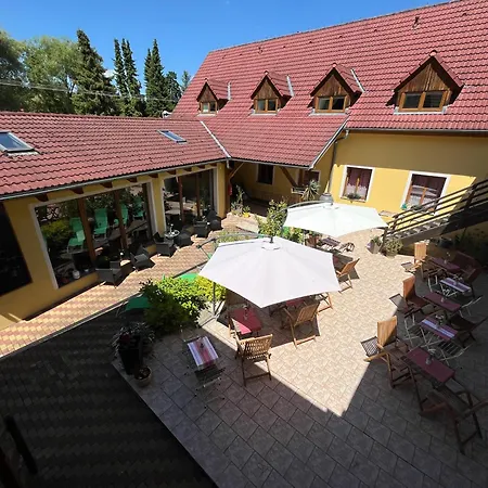 Pod Hradem Guest house