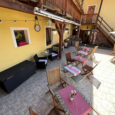 Guest house Pod Hradem