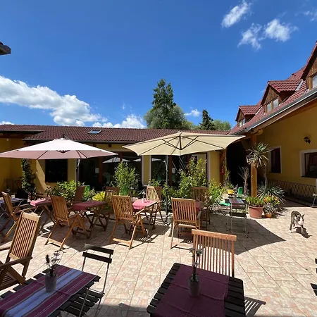 Guest house Pod Hradem Nove Hrady (Ceske Budejovice)